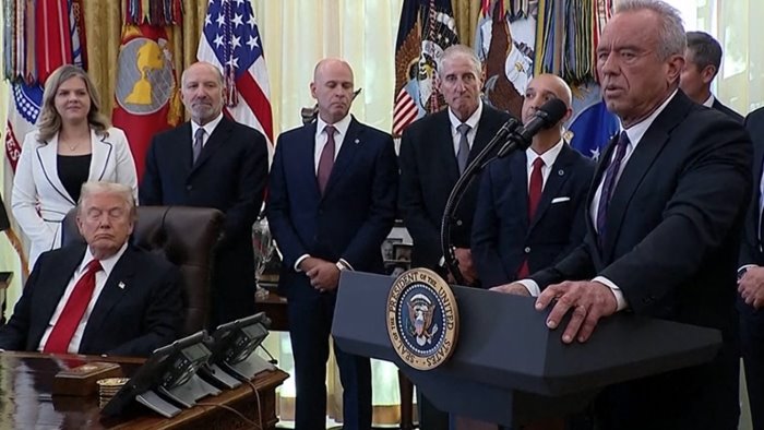 da sleepy joe a dozy trump quante voci sul declino mentale del presidente