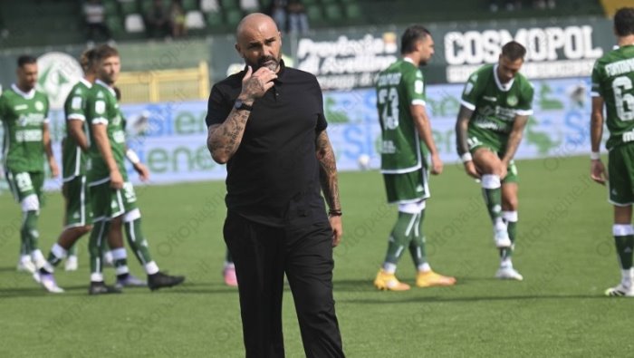 cesena avellino 3 0 biancolino riparto dalla prestazione