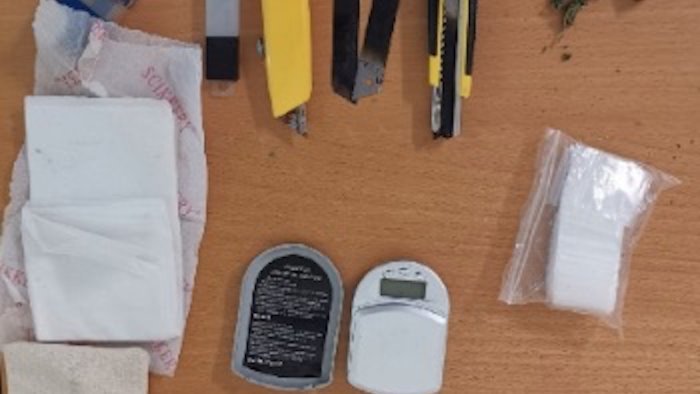 sorpreso a spacciare in casa arrestato 51enne