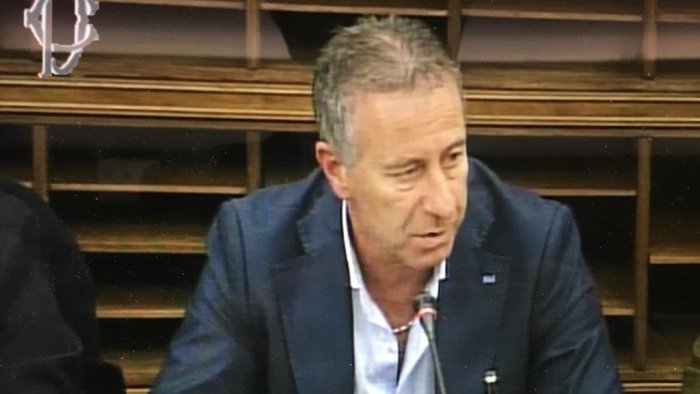 spera napoli puo continuare a produrre elettrodomestici