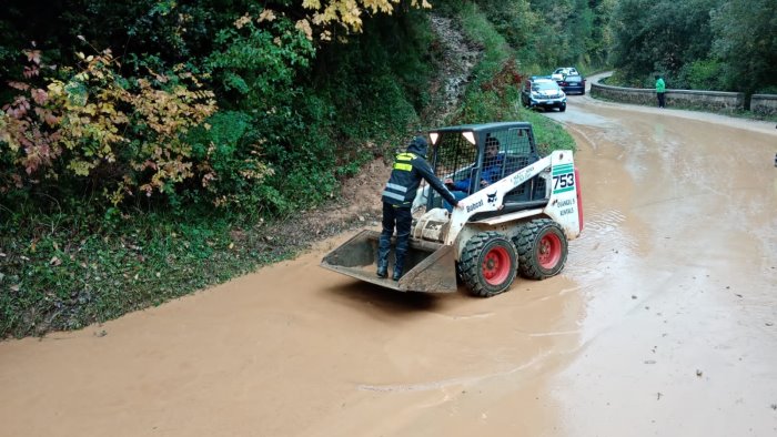 nubifragio in cilento frane e allagamenti