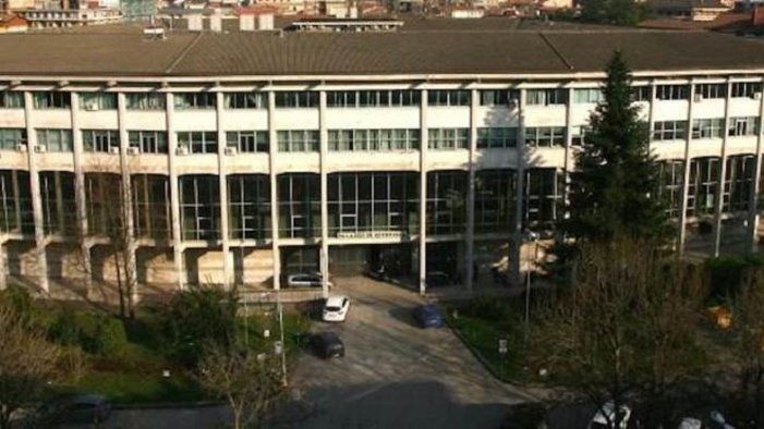 mio padre non c entra la droga e mia ho fatto una cavolata