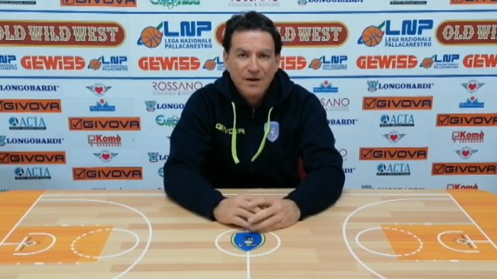 latina scafati gialloblu a caccia del poker