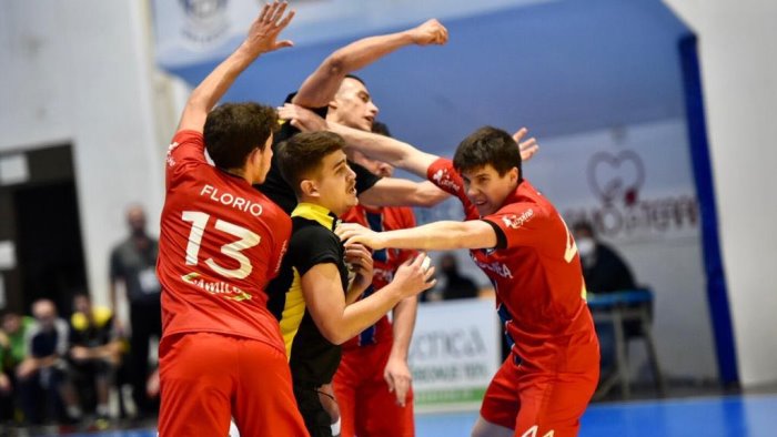 pallamano a2 la genea lanzara vince anche il derby campano con l atellana