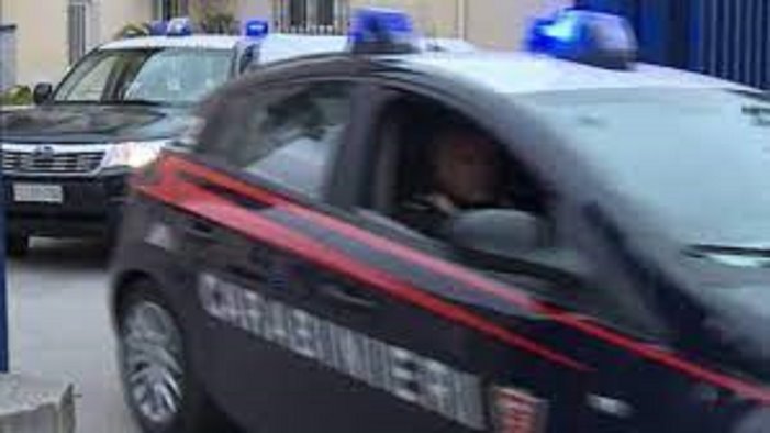 rapine nei supermercati e uffici postali nel casertano due arresti