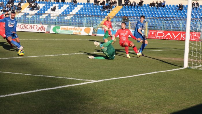 tissone in acrobazia leonetti croce e delizia paganese turris finisce 1 1