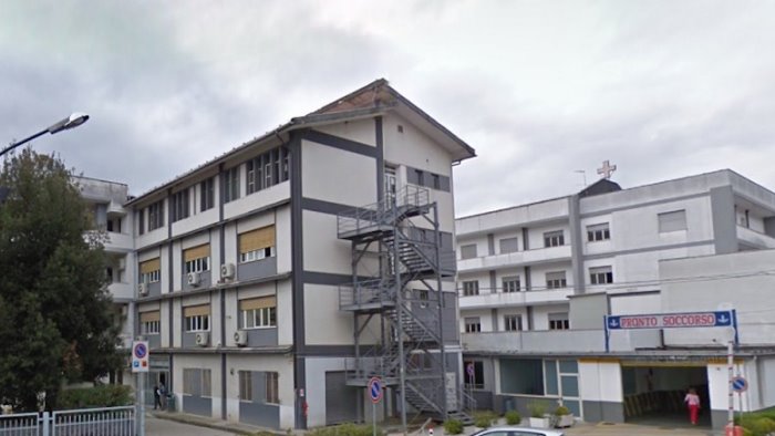 tragedia sull a2 auto contro camion muore un 88enne