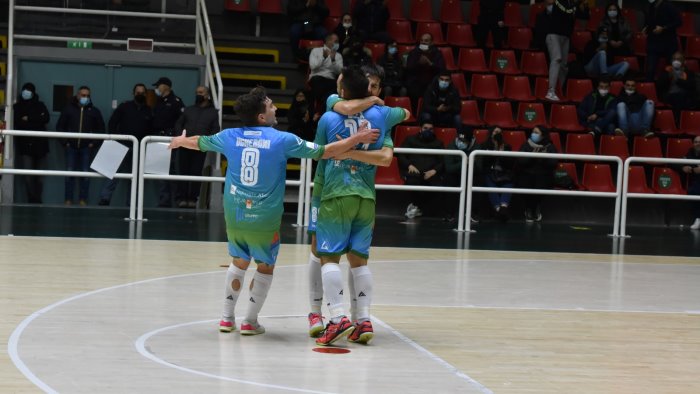 la sandro abate torna alla vittoria 6 2 alla vitulano manfredonia