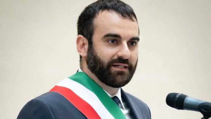 il consiglio comunale di amalfi approva il bilancio 2023 tra i primi in italia