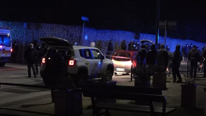 incidente stradale a somma vesuviana morti due giovani uno aveva 19 anni