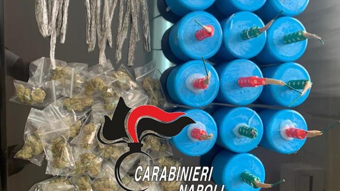 bombe ad alto potenziale nei vani contatore e droga sequestri dei carabinieri