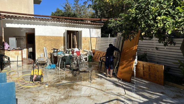 alluvione a castellabate comune stanzia 90mila euro per le imprese