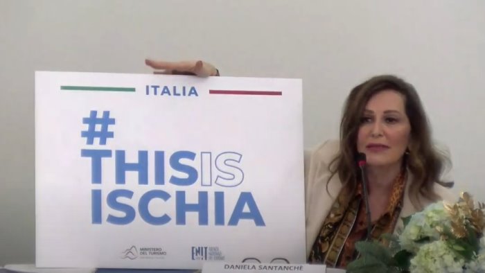 ischia non e distrutta subito campagna di comunicazione per il rilancio