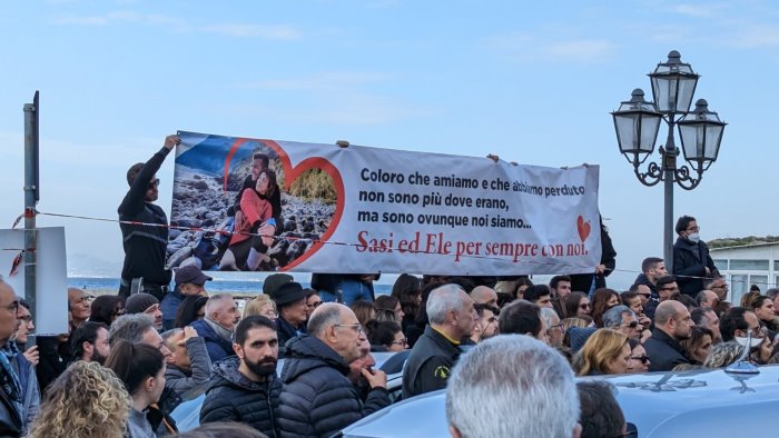 ischia il vescovo le accuse di abusivismo sono come l acqua calda sul cotto