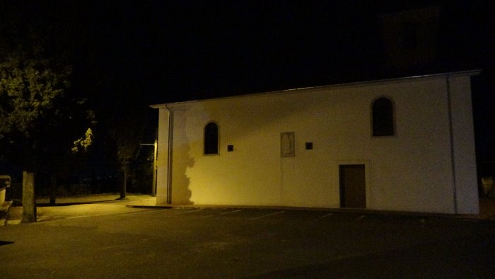 terrore ad ariano anziana spinta in casa e rapinata finisce in ospedale