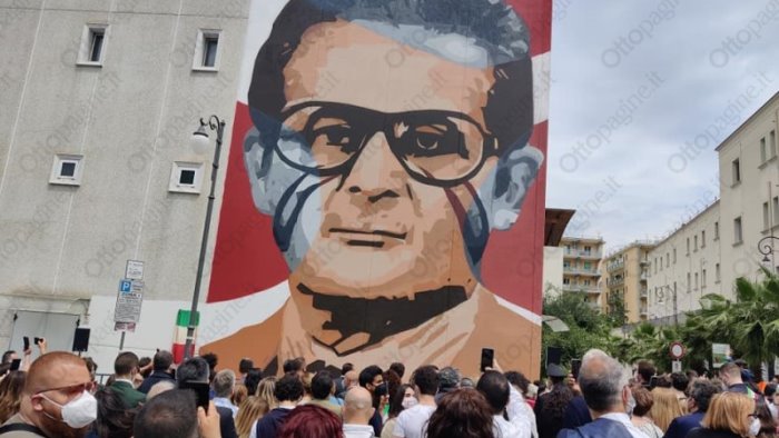 commozione a napoli a 43 anni dall omicidio del sindaco marcello torre