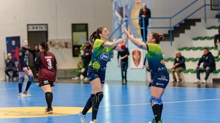 pallamano a1 jomi salerno domani in casa del cassano