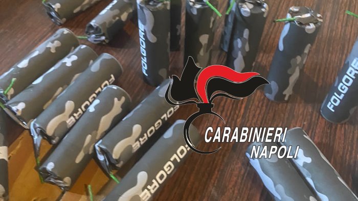 botti e fuochi illegali carabinieri sequestrano 59 chili a casalnuovo
