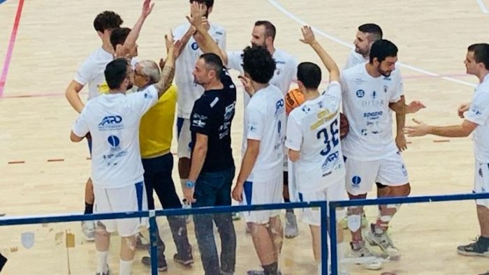 grande vittoria della smile basket benevento contro la capolista arzano