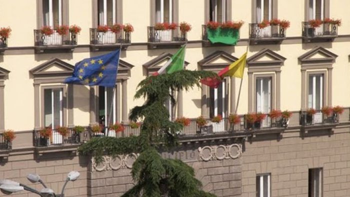 cerchi lavoro il comune di napoli promuove l incontro tra domanda e offerta