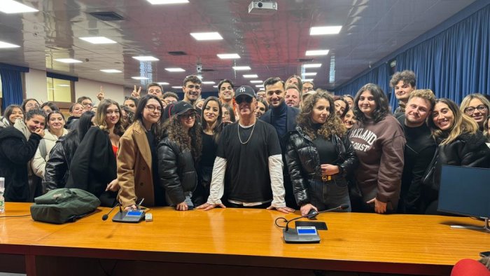franco ricciardi in cattedra all universita di salerno siate liberi