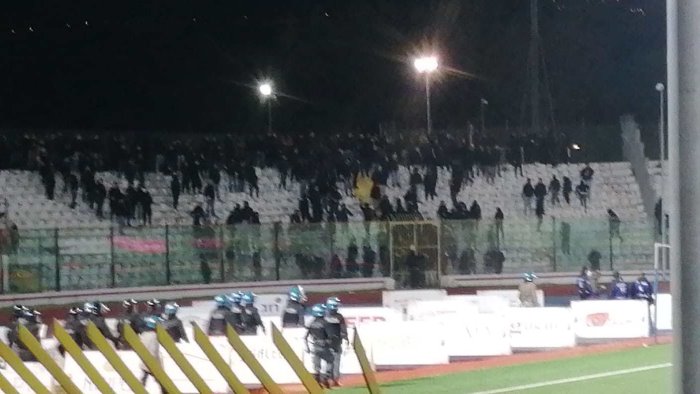 follia allo stadio di caserta interviene il deputato borrelli