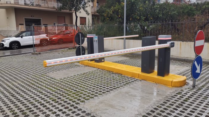 boscoreale regalo di natale a cittadini e commercianti apre il parcheggio