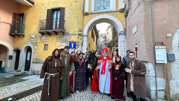 festeggiamenti in onore di san nicola a summonte emozione e tradizione