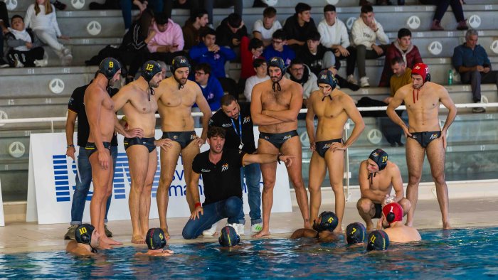 pallanuoto la rari nantes salerno tenta il colpaccio contro bologna