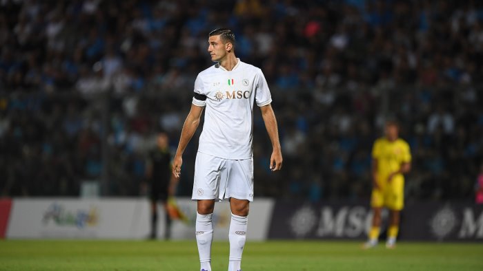 lucca interessa a milan e roma non si esclude l addio dell attaccante a gennaio