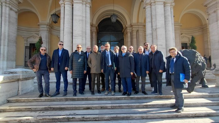 crisi idrica petitto la regione colpevole di aver ignorato le richieste