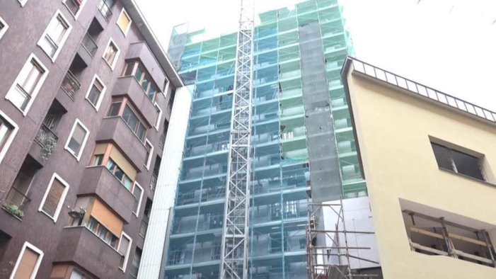 sequestro alla unico brera la procura accusa trucco semantico sulle regole