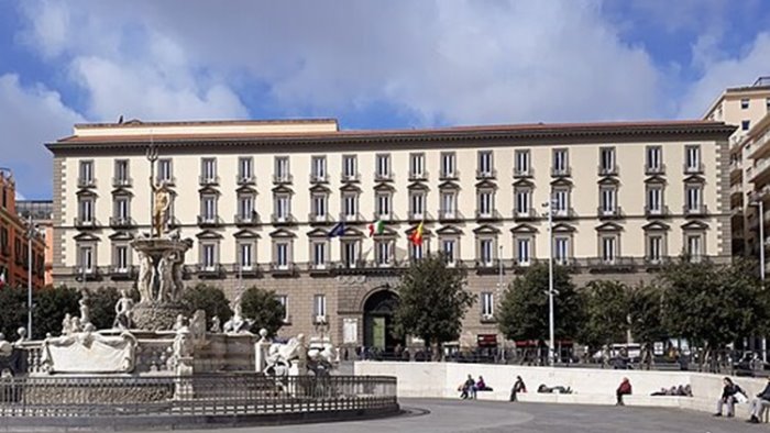 napoli il consiglio comunale approva il bilancio sociale