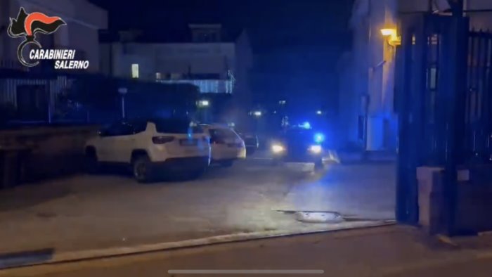 droga sequestro di persona e prostituzione nuovi arresti tra napoli e salerno