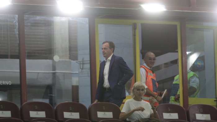 salernitana milan pronti a tutto per la b a gennaio arriveranno titolari