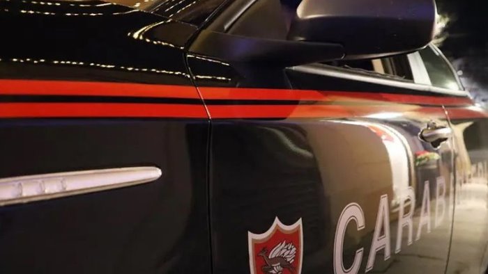 violenta lite tra padre e figlio a vallata arrestato un 46enne