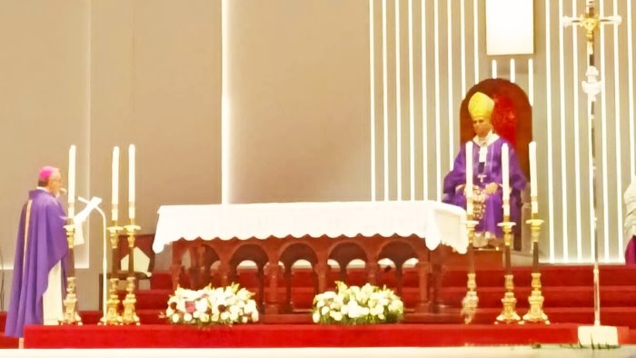 il vescovo arianese palinuro ringrazia papa leone grande segno di speranza