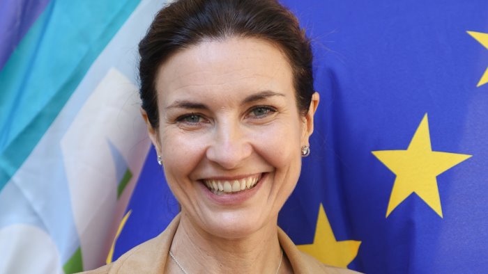 quatargate la parlamentare moretti ora rischia il jury le revoca l immunita