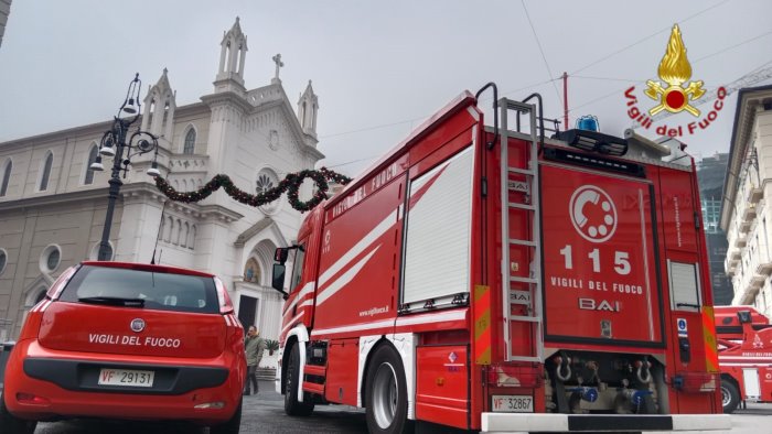 santa barbara e vigili del fuoco tradizionale celebrazione ad avellino
