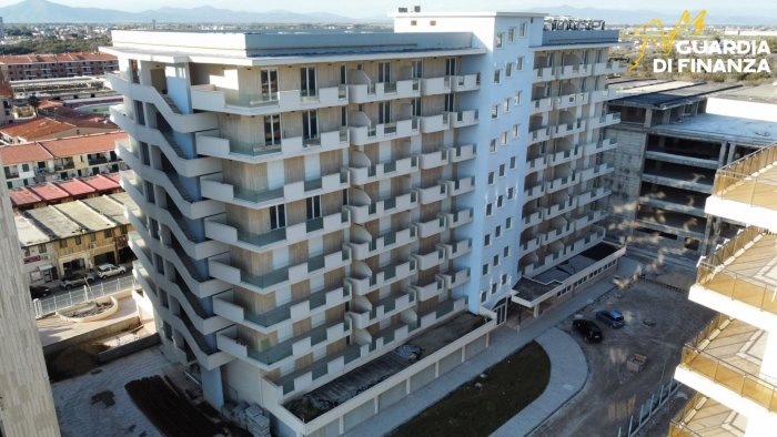 cantieri-edilizi-fantasma-28-indagati-sequestrati-39-milioni-di-euro