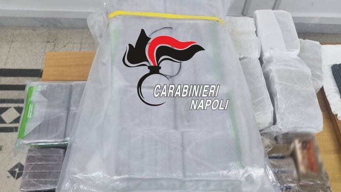 napoli e arzano maxi operazione dei carabinieri arresti e sequestri