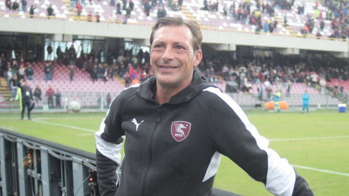 salernitana cinquanta candeline e sogni di b il compleanno di mister raffaele