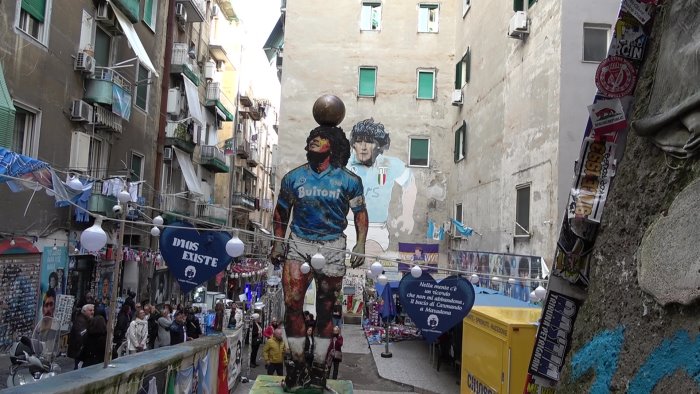 largo maradona avv pisani da comune licenze speciali a commercianti