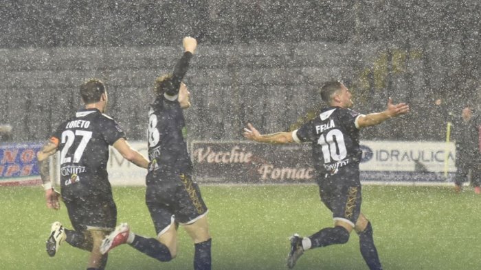 cavese che riconoscimento per fella diventa ambasciatore della serie c