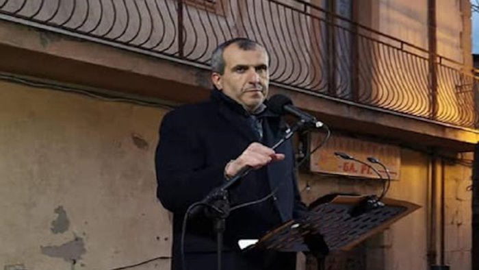 contrada allarme truffa in paese il sindaco siate prudenti e denunciate