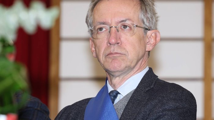 manfredi incontra il presidente della guerri napoli basket