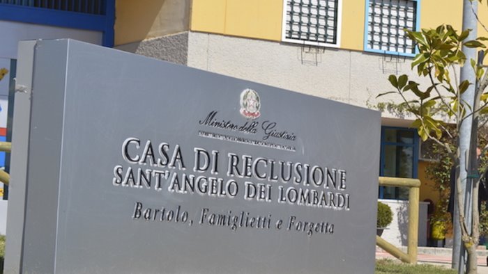 sant angelo carcere senza direttore e comandante la denuncia del sindacato