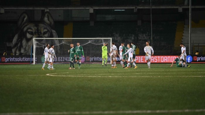 l arbitro di avellino venezia ha gia diretto un match al partenio lombardi