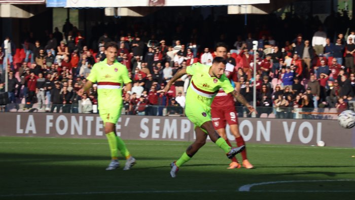 trapani pari a salerno tra ombre sul futuro antonini societa al sindaco
