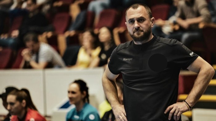 pallamano a1 adrian chirut e il nuovo allenatore della jomi salerno